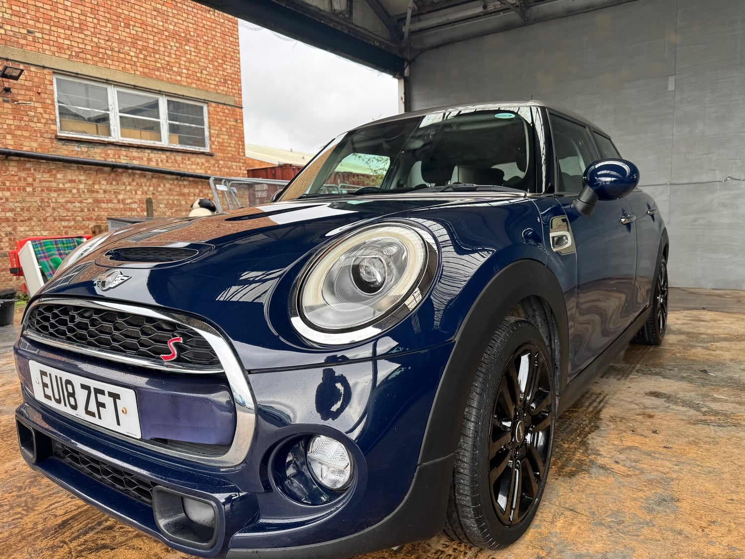 Mini Hatch West Molesey