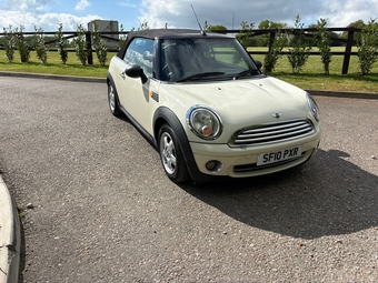 Mini Convertible 2010