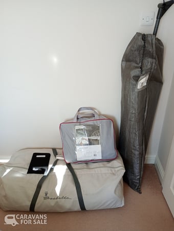 Isabella Full Awning (900 A measurement)
