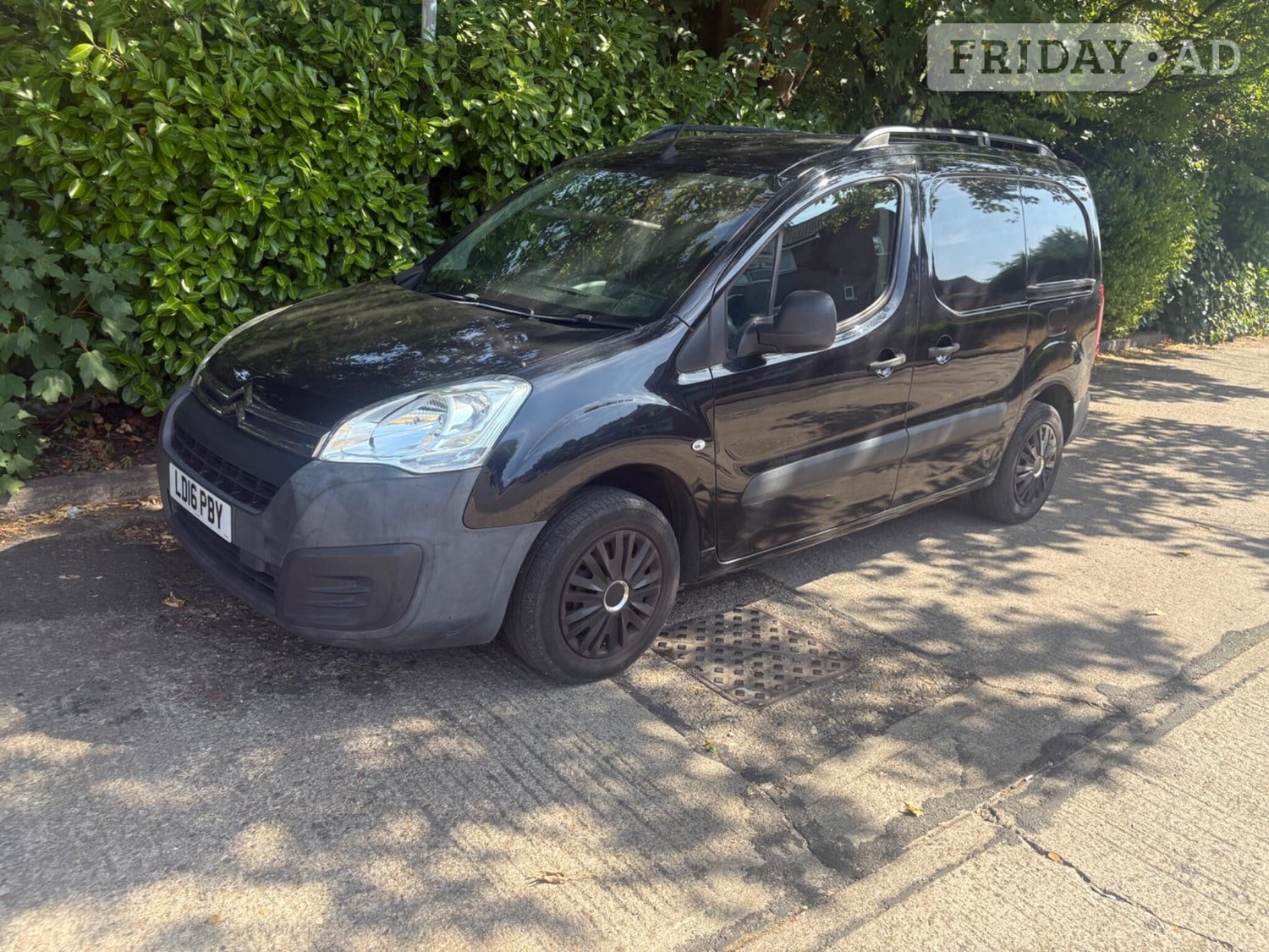 Citroen Berlingo 2016 in High Wycombe
