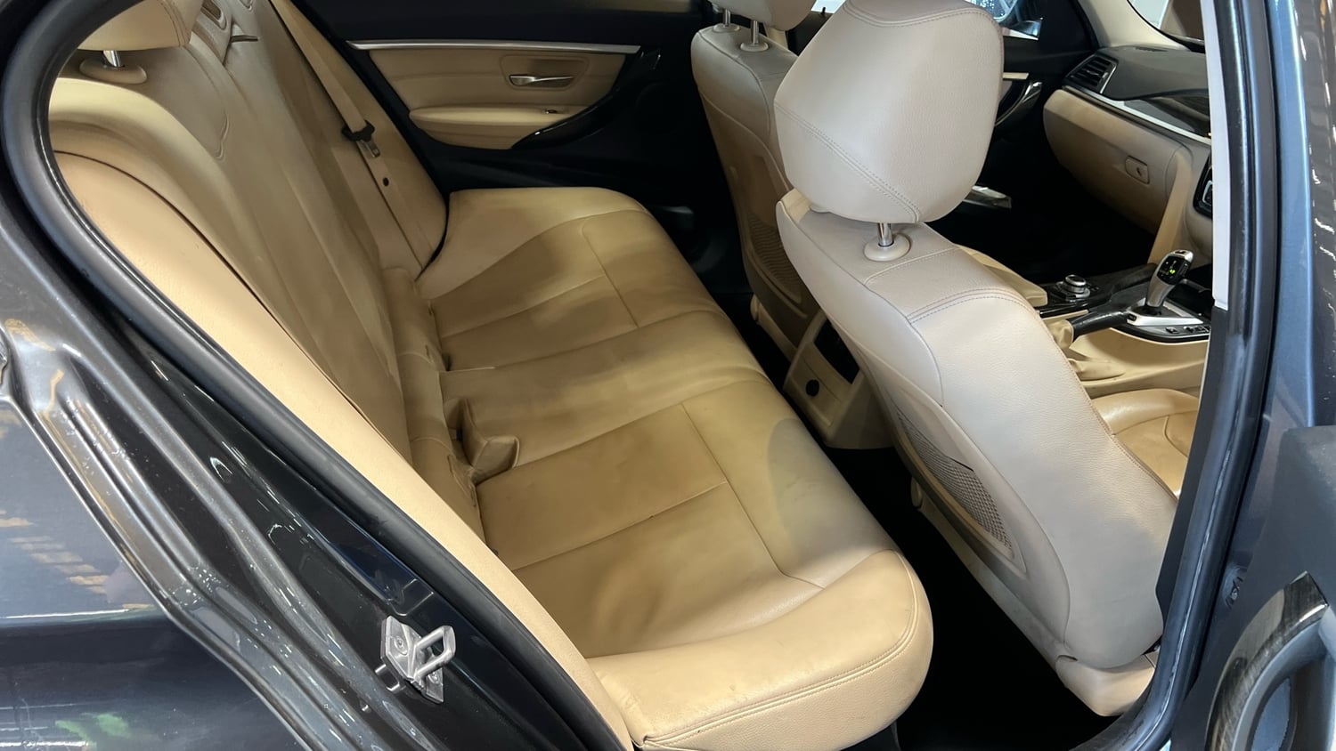 BMW 3 Series 2016 - Cars in Hillingdon