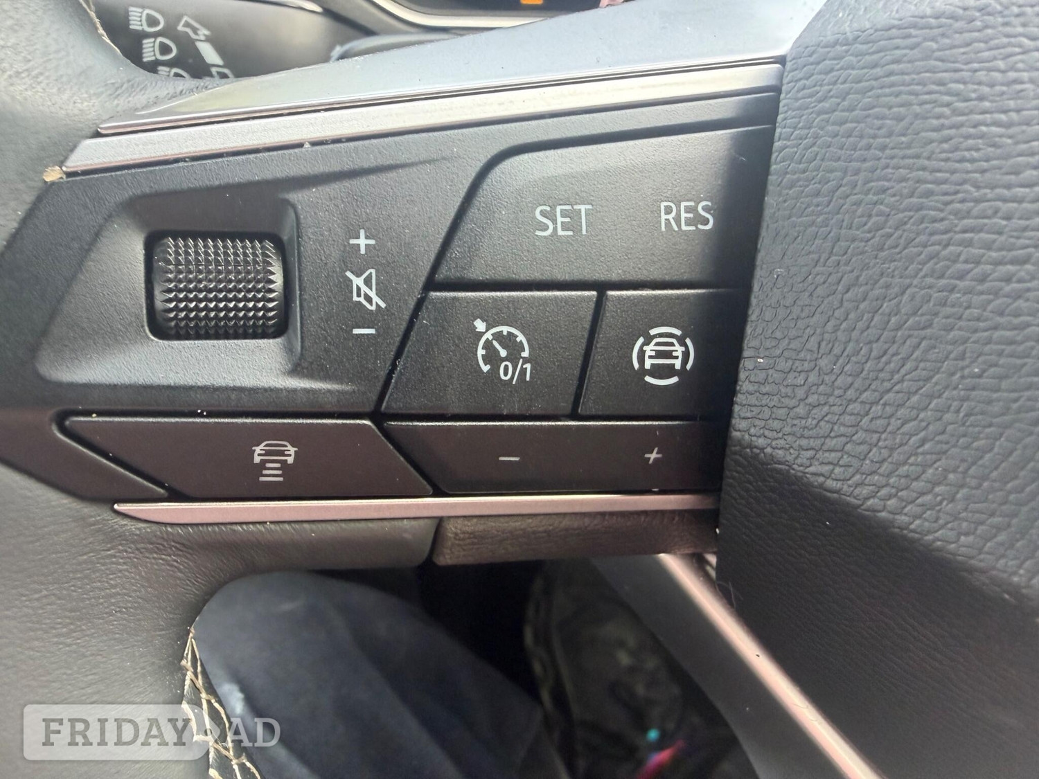 SEAT Tarraco 2024 - Cars
