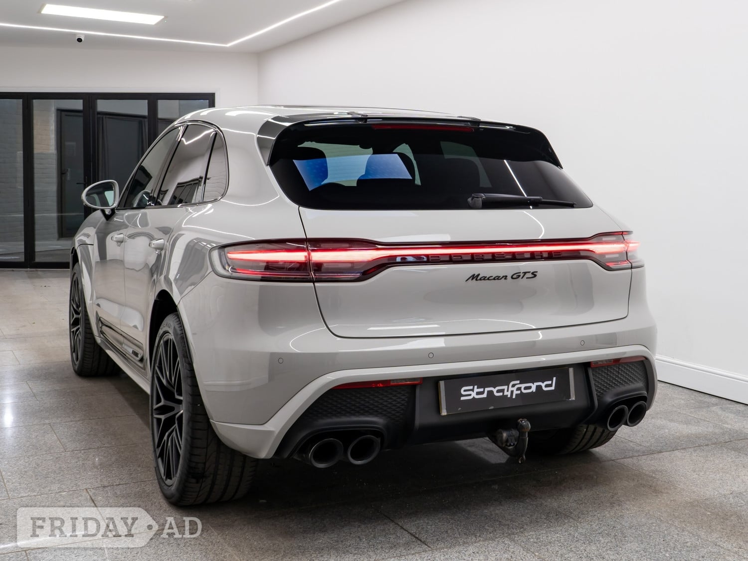 Porsche Macan 2024 - Cars in Brighton