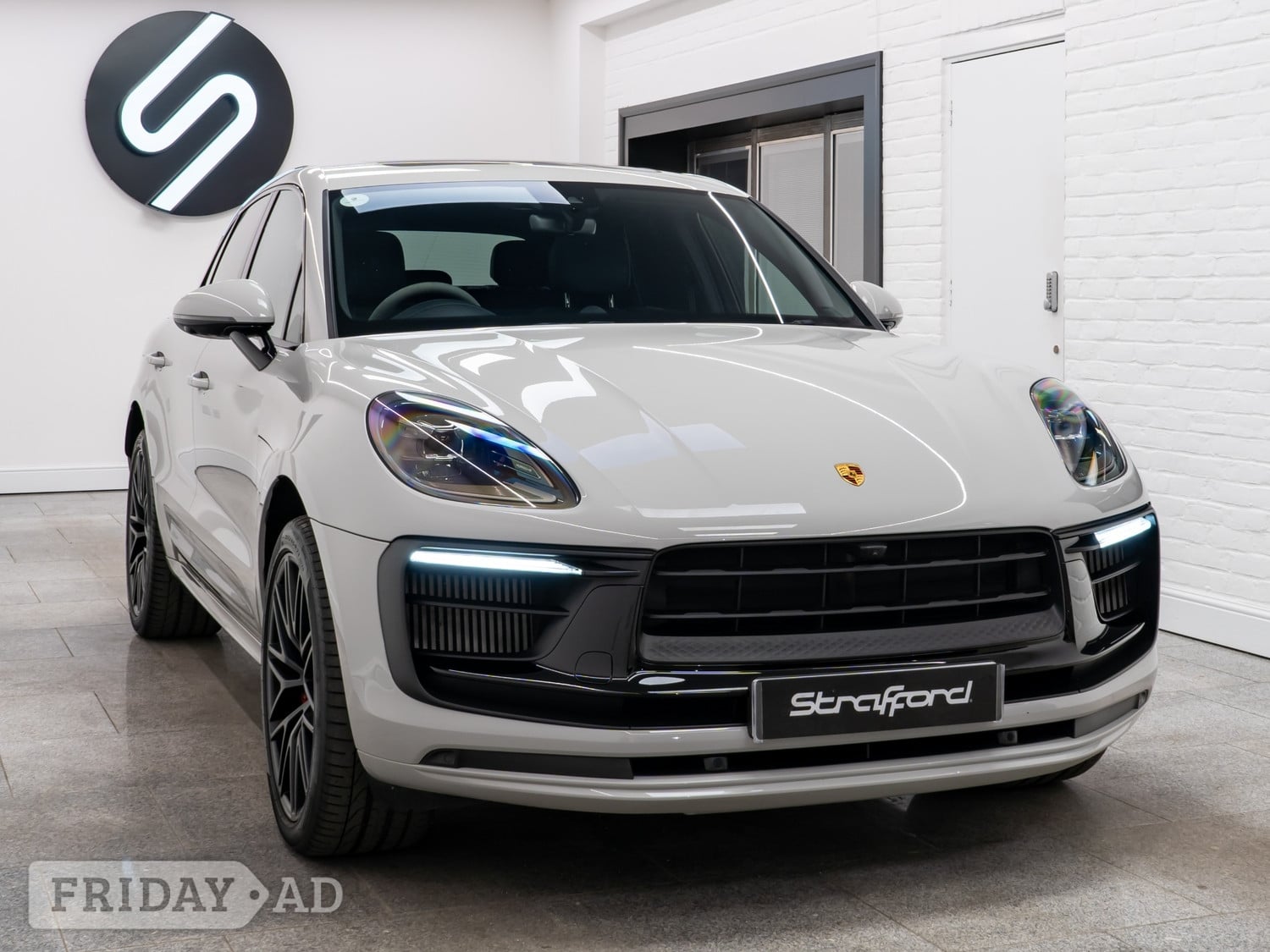 Porsche Macan Brighton