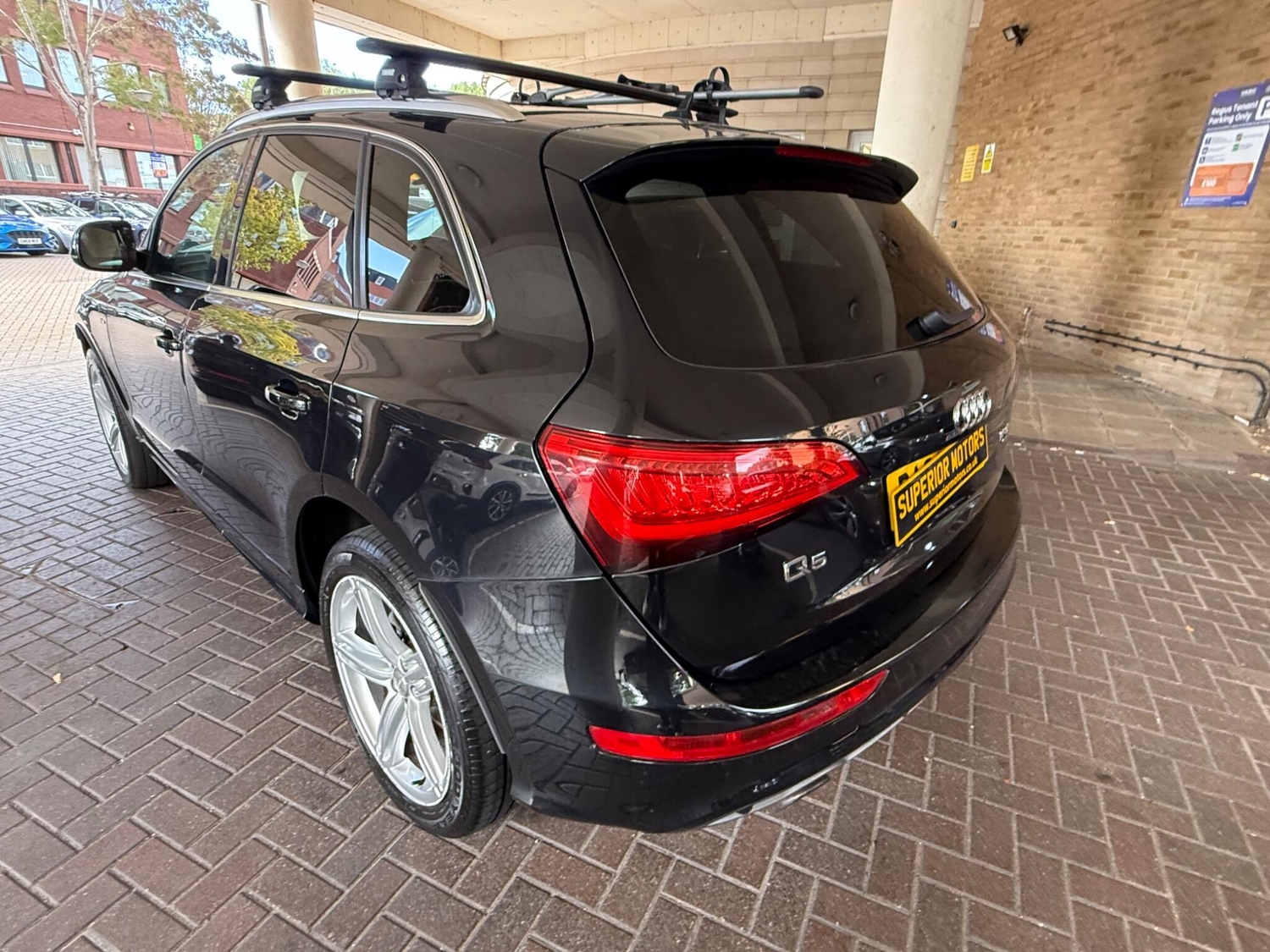Audi Q5 2014 - Cars in Staines