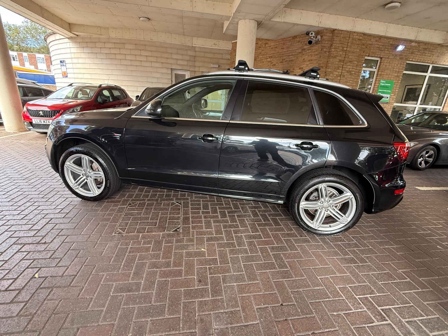 Audi Q5 2014 - Cars