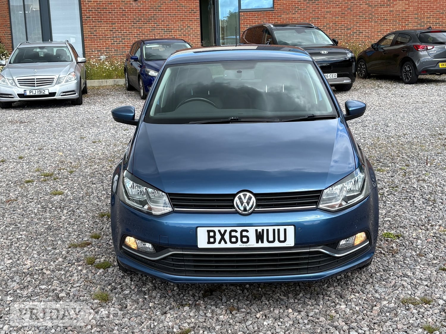 [ berth ]Volkswagen Polo