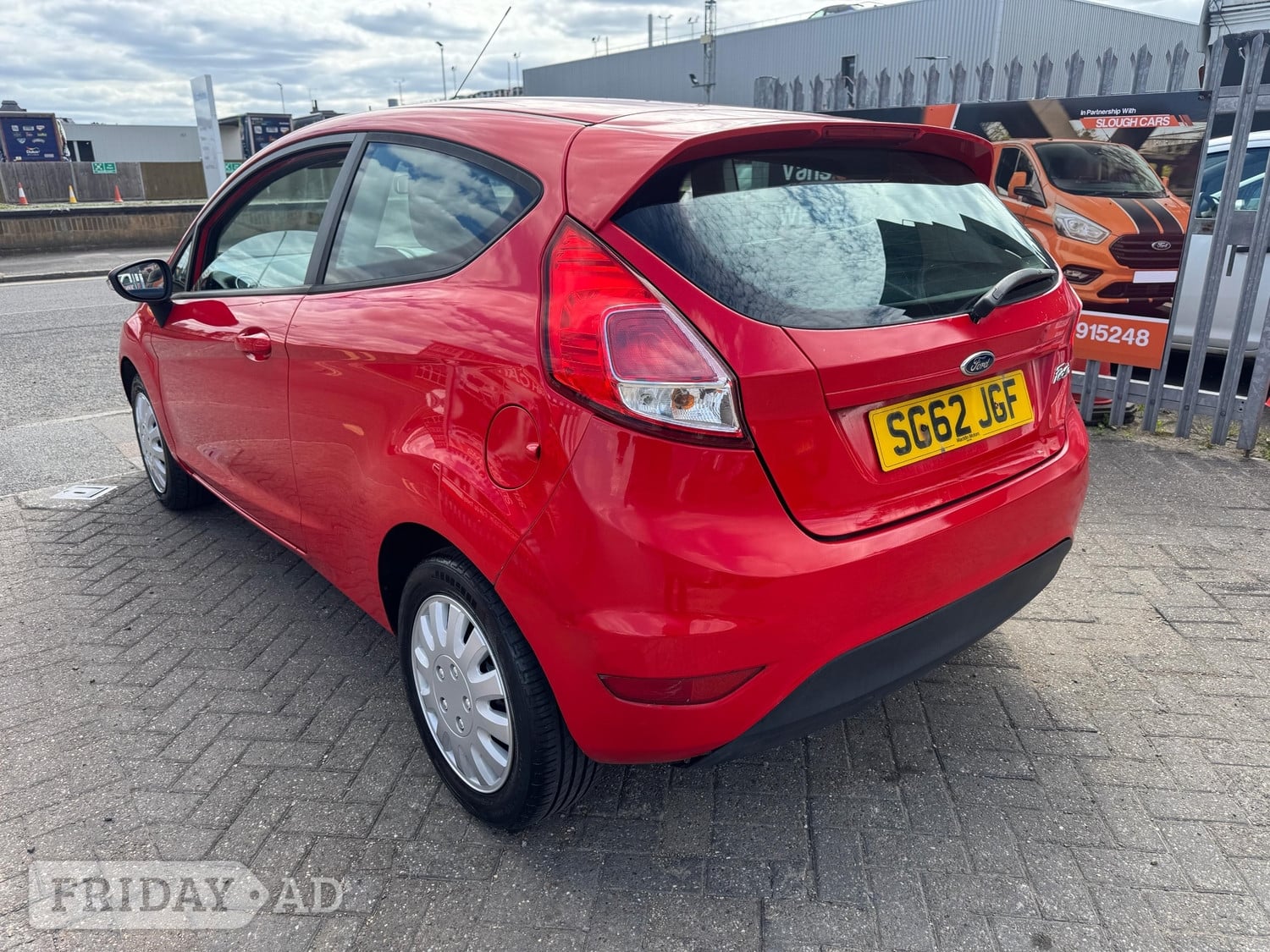 [ berth ]Ford Fiesta