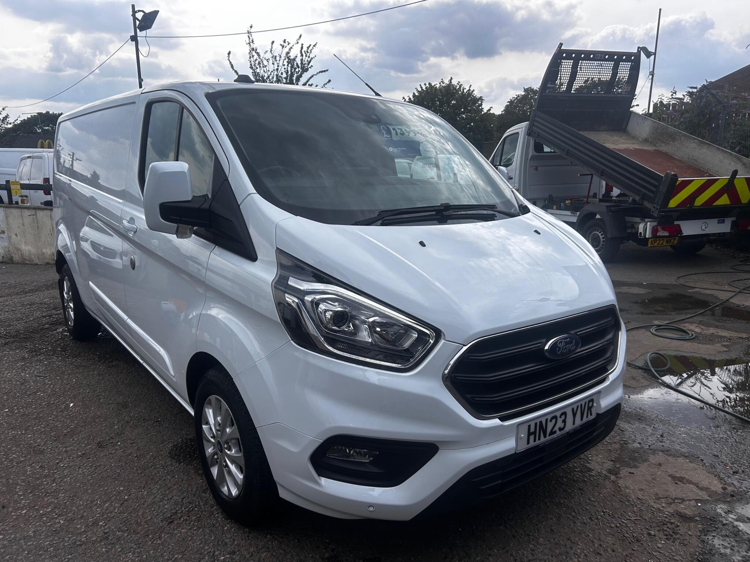 Ford Transit Custom 2023 - Vans & Commercial Vehicles