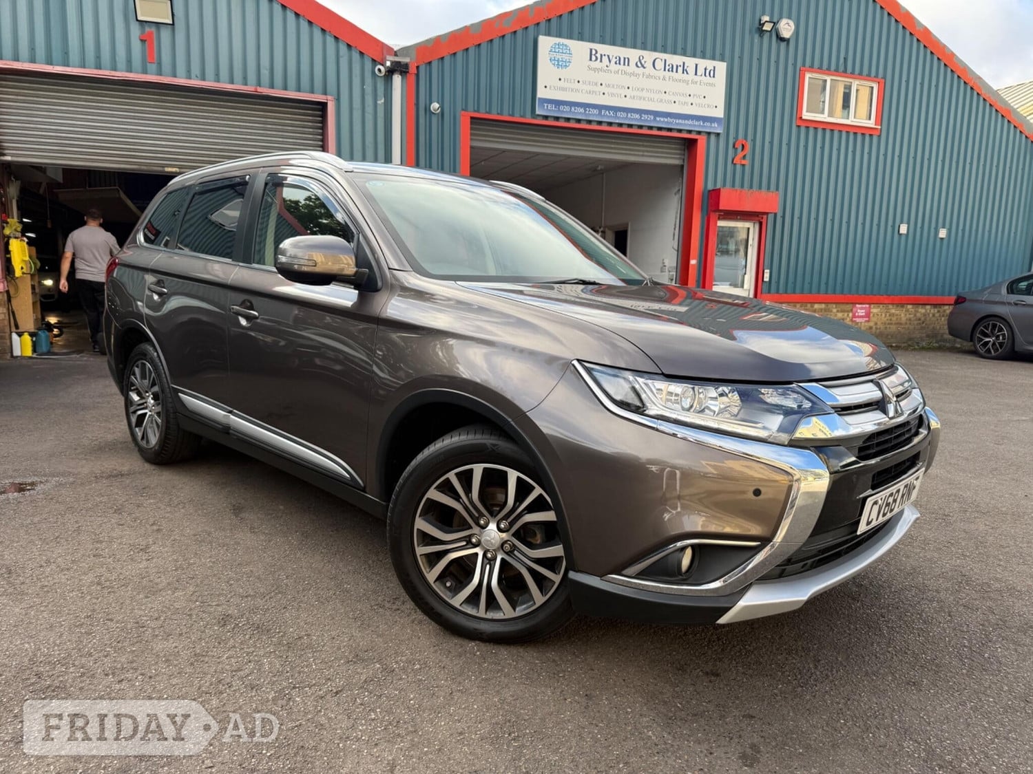 [ berth ]Mitsubishi Outlander