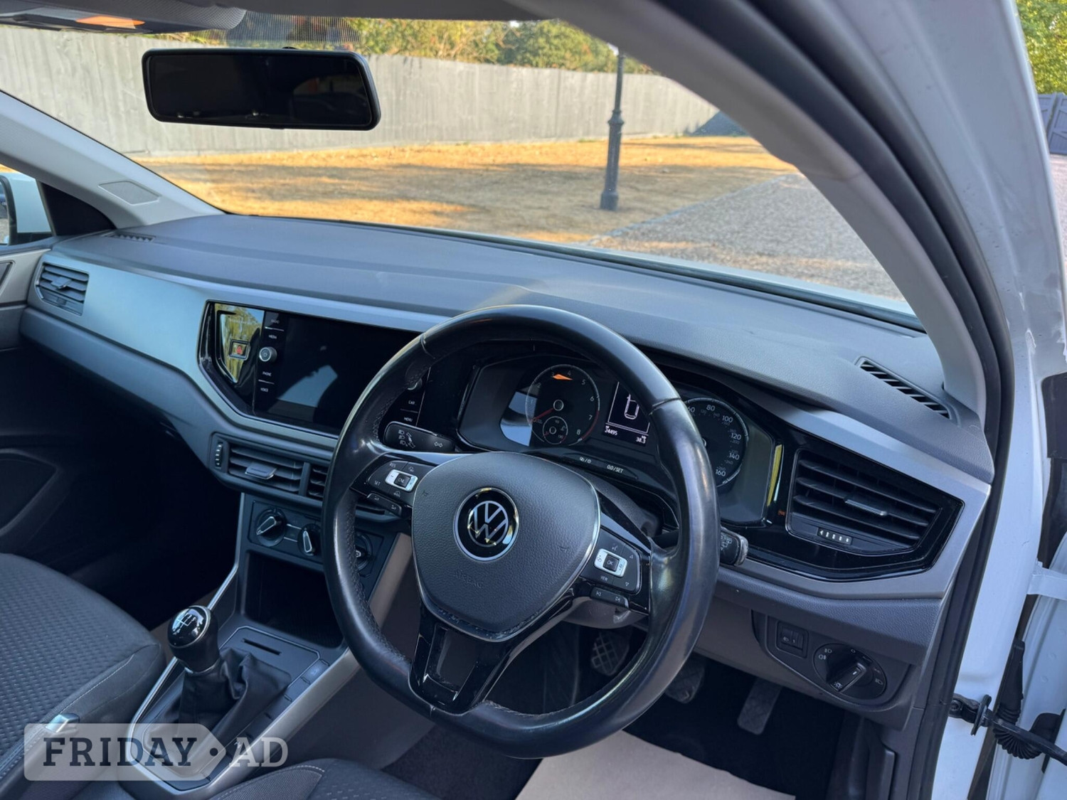 [ berth ]Volkswagen Polo
