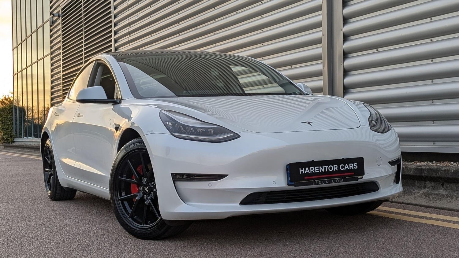 Tesla Model 3 2020 - Cars