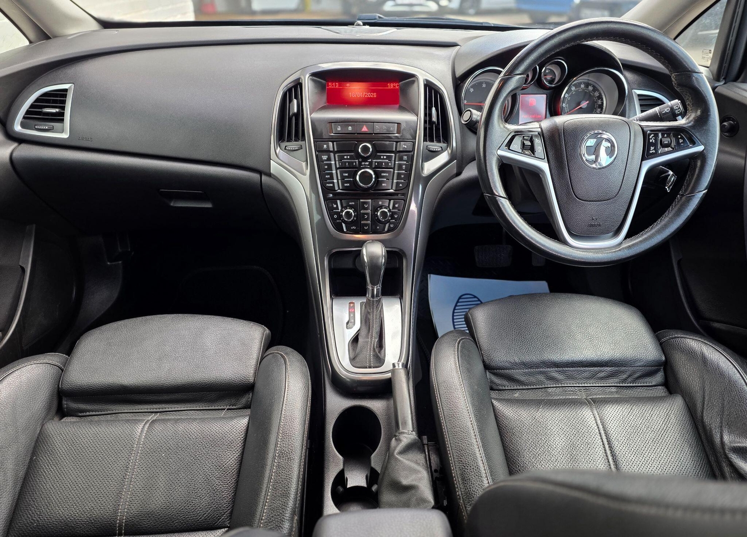 [ berth ]Vauxhall Astra