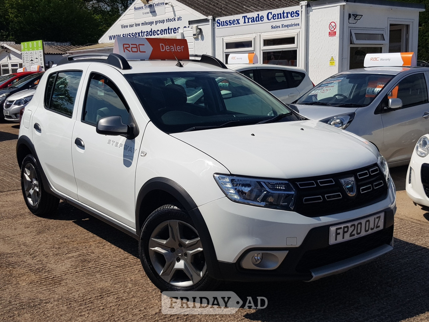 [ berth ]Dacia Sandero Stepway