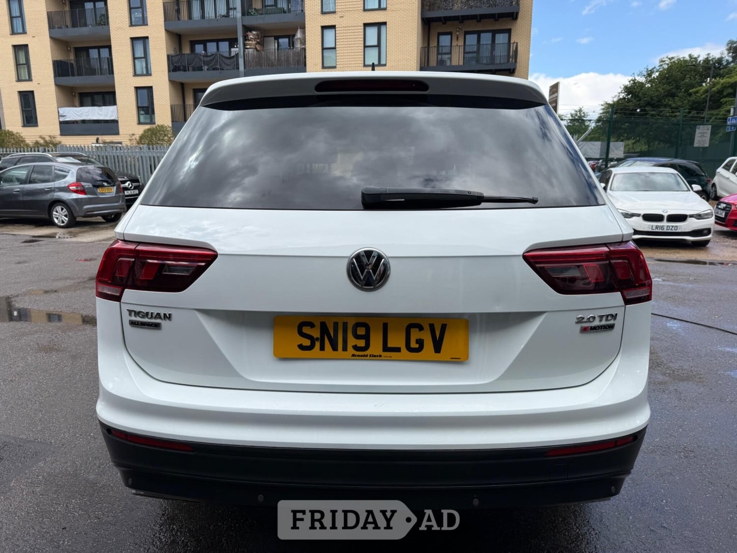 Volkswagen Tiguan 2019 - Cars in Barnet