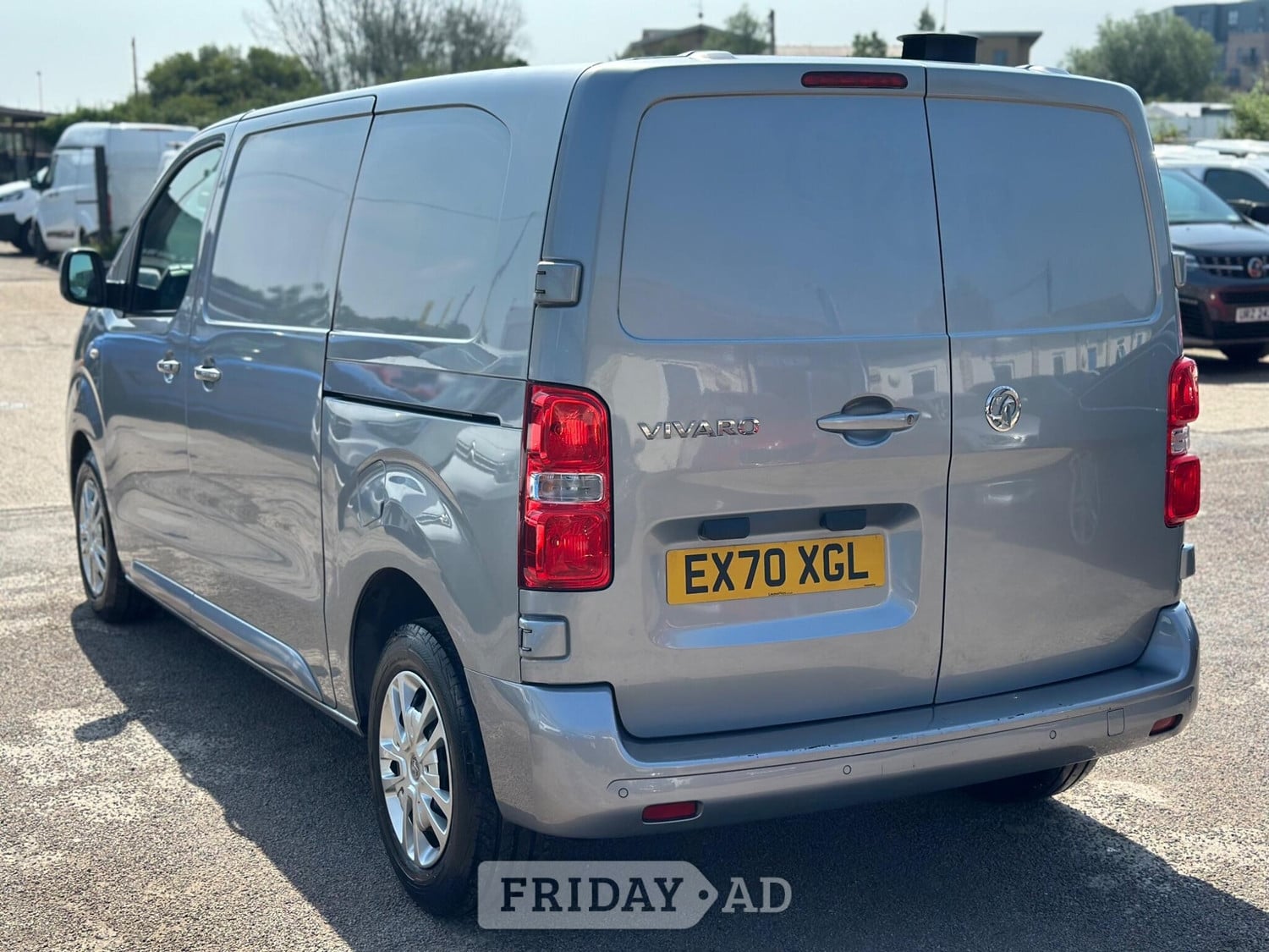 Vauxhall Vivaro 2020 - Vans & Commercial Vehicles