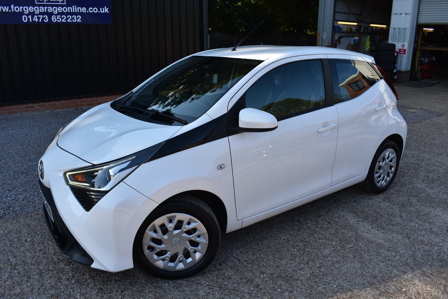 Toyota Aygo 2022 - Cars