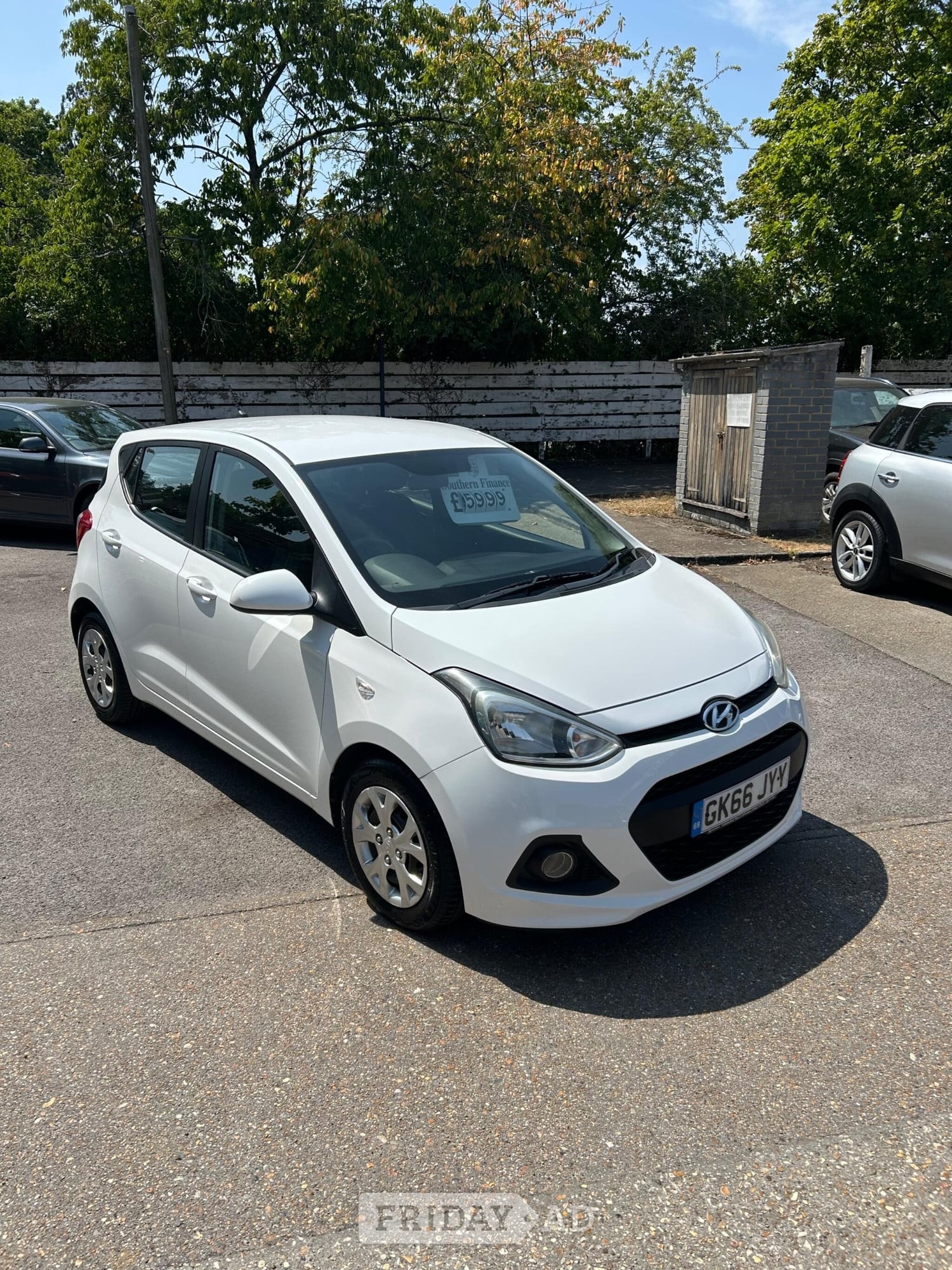 Hyundai i10 2016 in Eastleigh