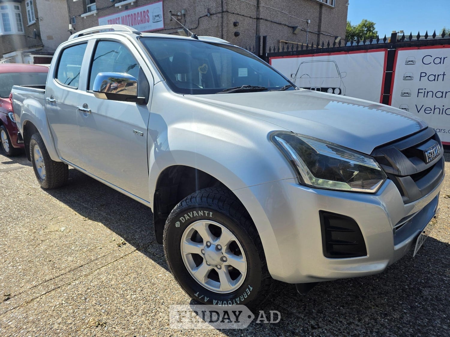 Isuzu D-MAX 2018 in Hounslow