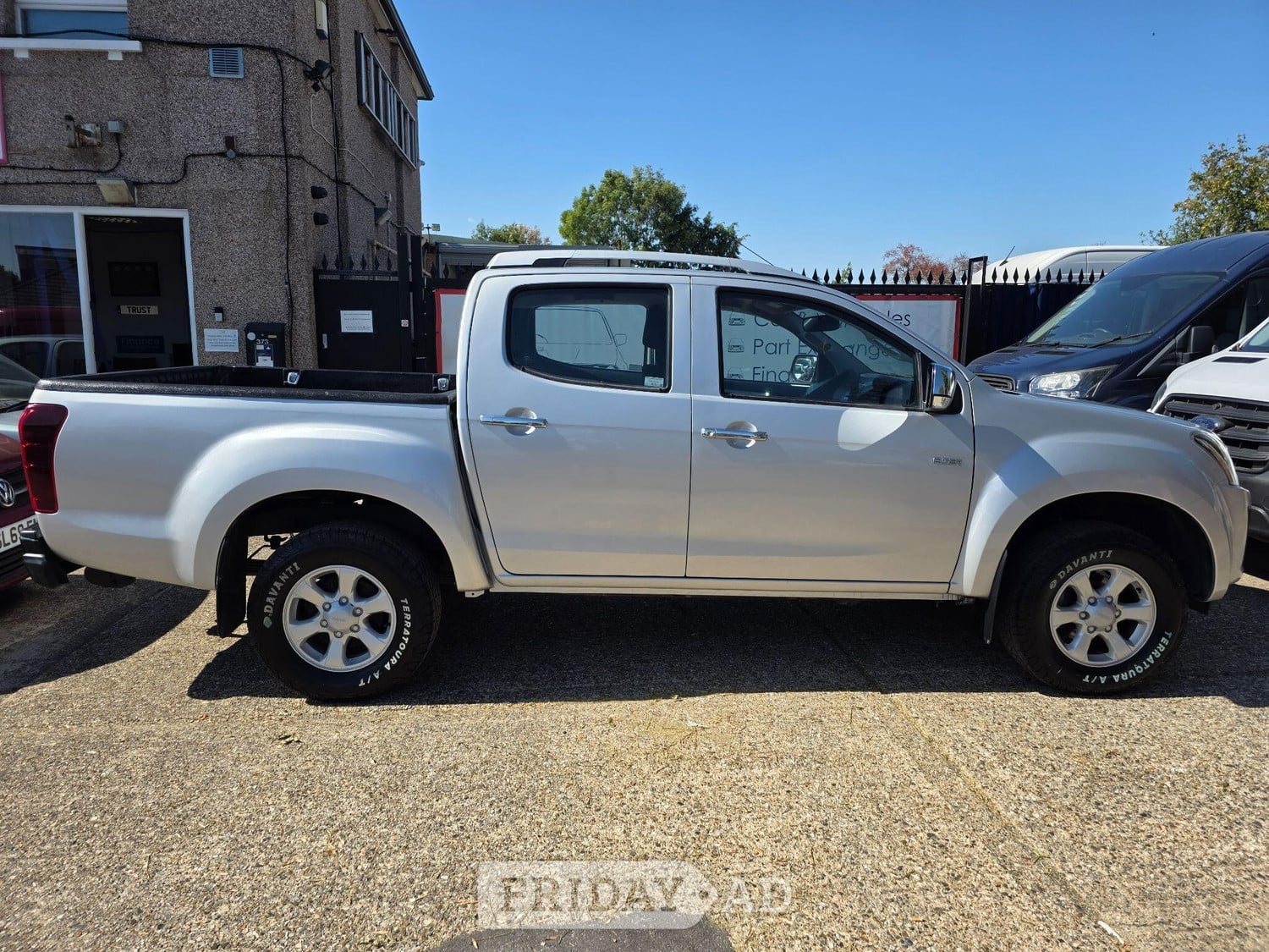 Isuzu D-MAX Hounslow