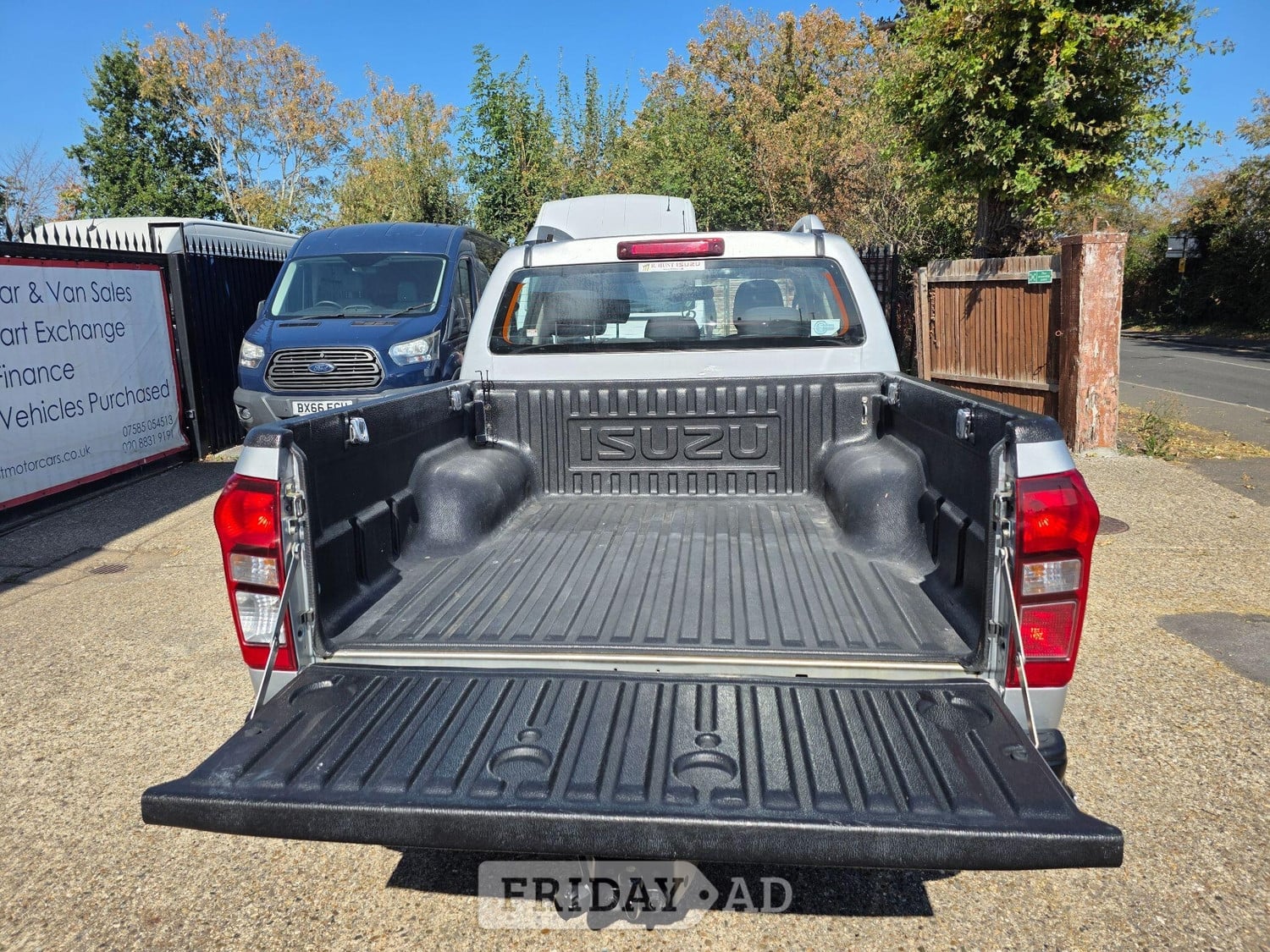 Isuzu D-MAX 2018 - Vans & Commercial Vehicles in Hounslow