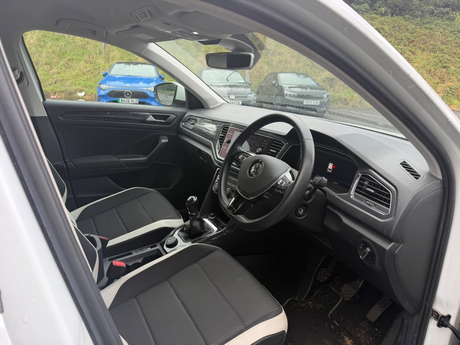 [ berth ]Volkswagen T-Roc