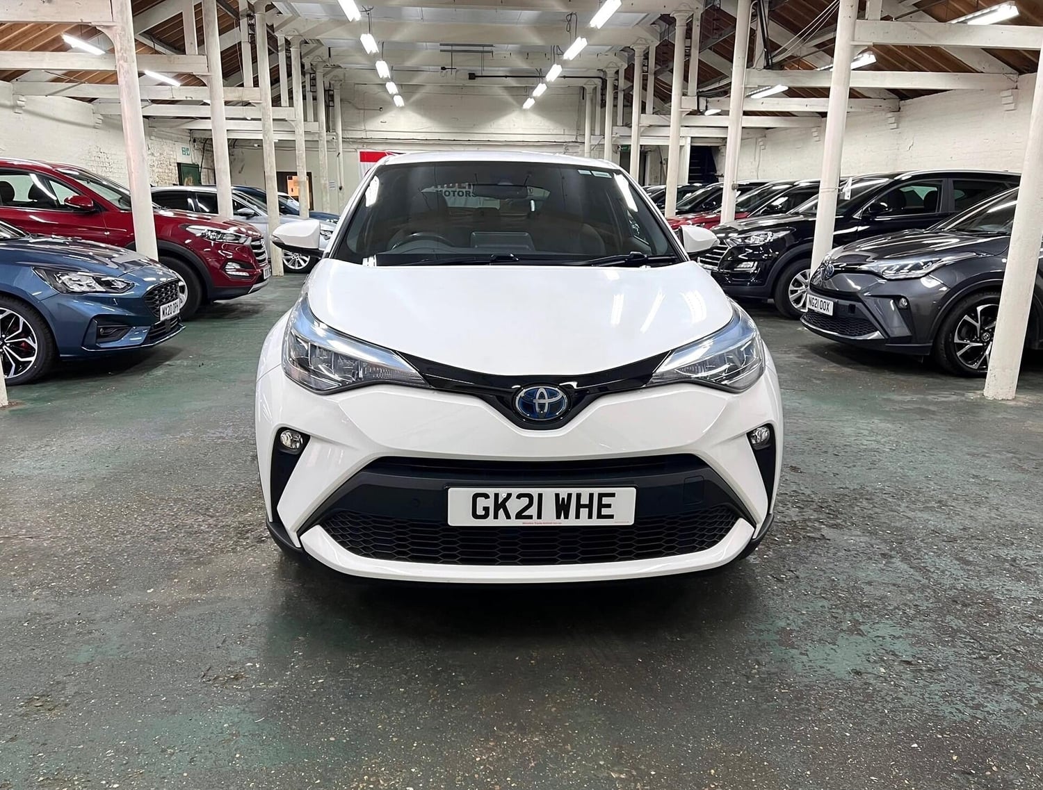 [ berth ]Toyota C-HR