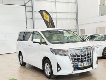 Toyota Alphard 2023