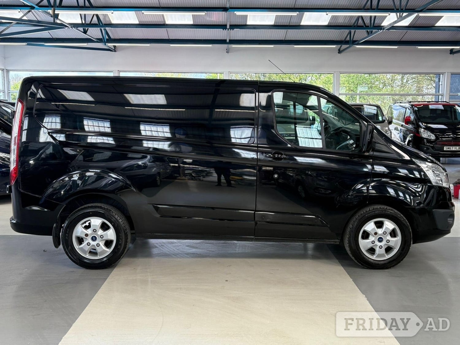 Ford Transit Custom 2018 in Bolton