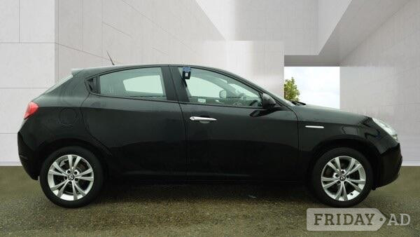 Alfa Romeo Giulietta 2016 - Cars