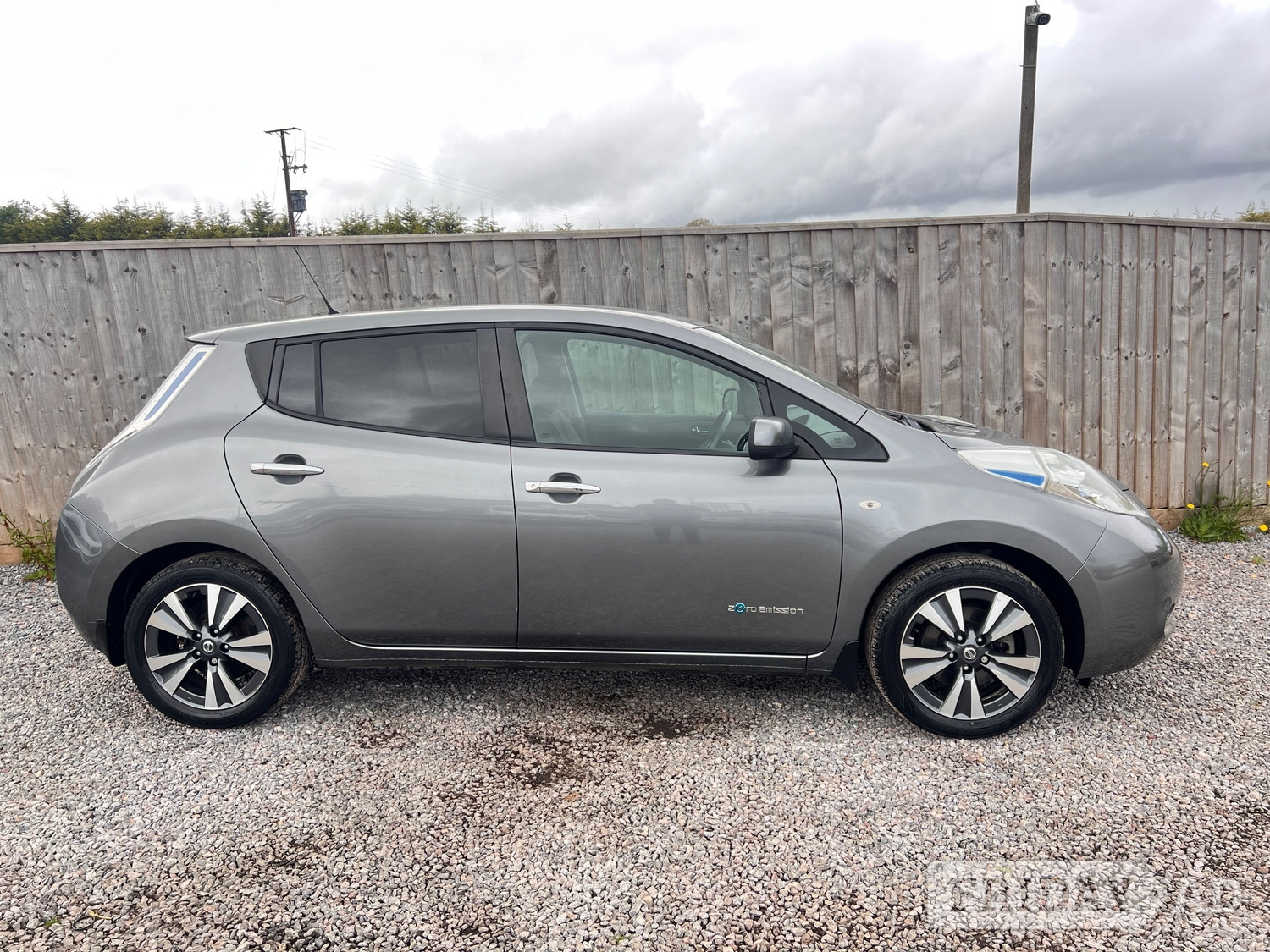 Nissan LEAF 2017 - Cars in Exeter