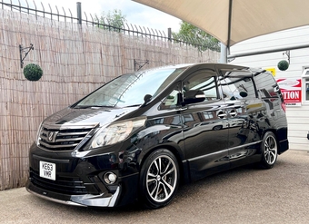 Toyota Alphard 2013