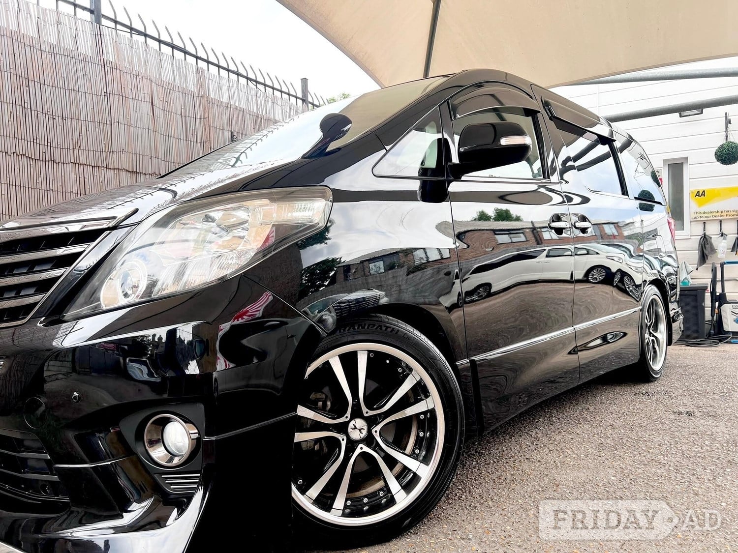 Toyota Alphard 2013 - Cars