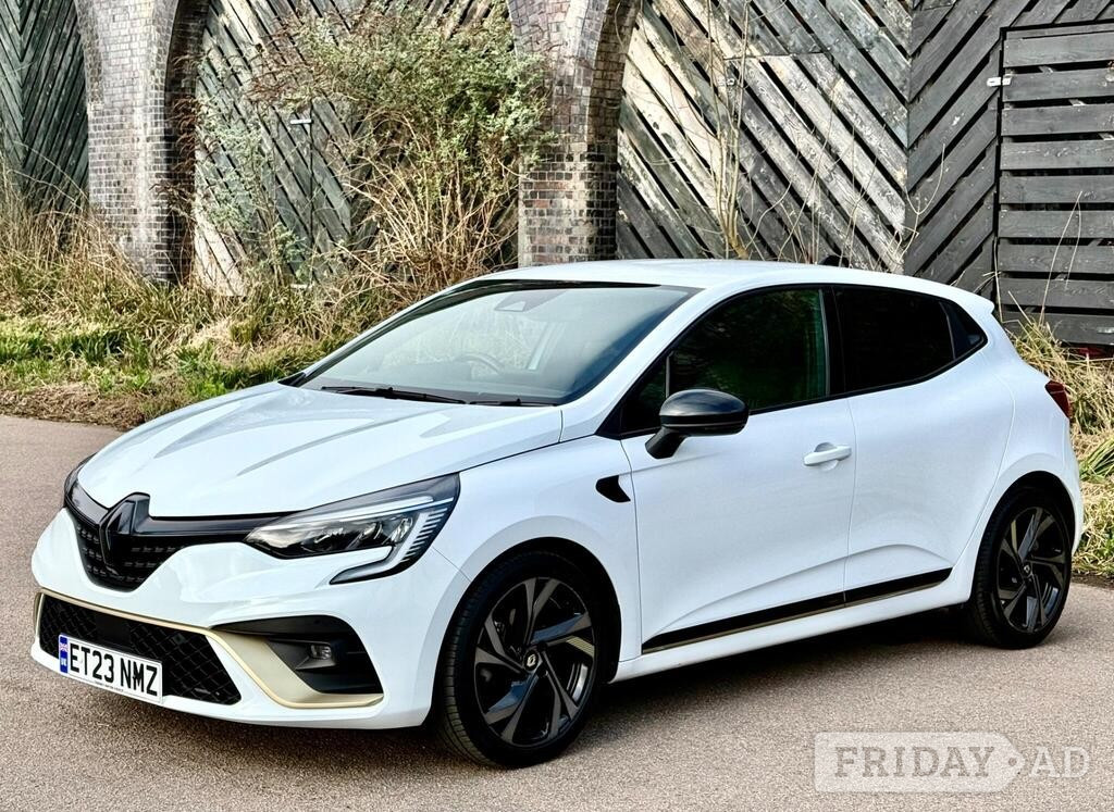 [ berth ]Renault Clio