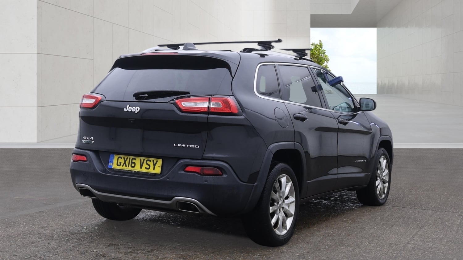 Jeep Cherokee 2016 - Cars in Hillingdon