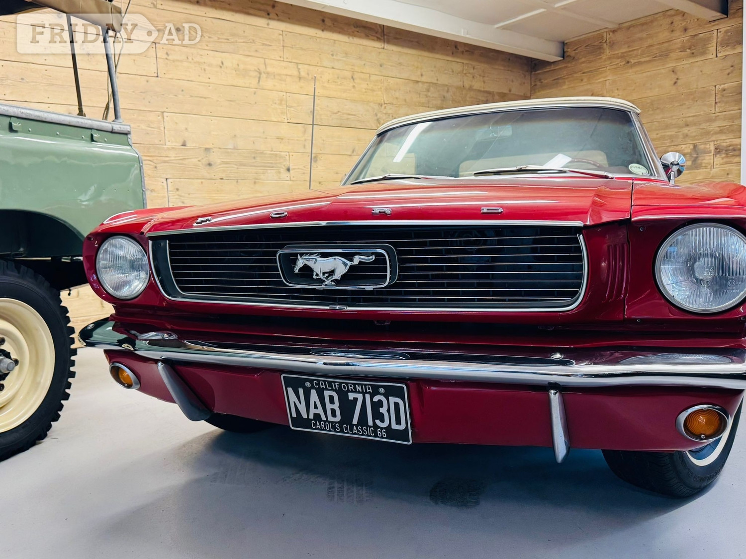 Ford Mustang 1966 in Horley