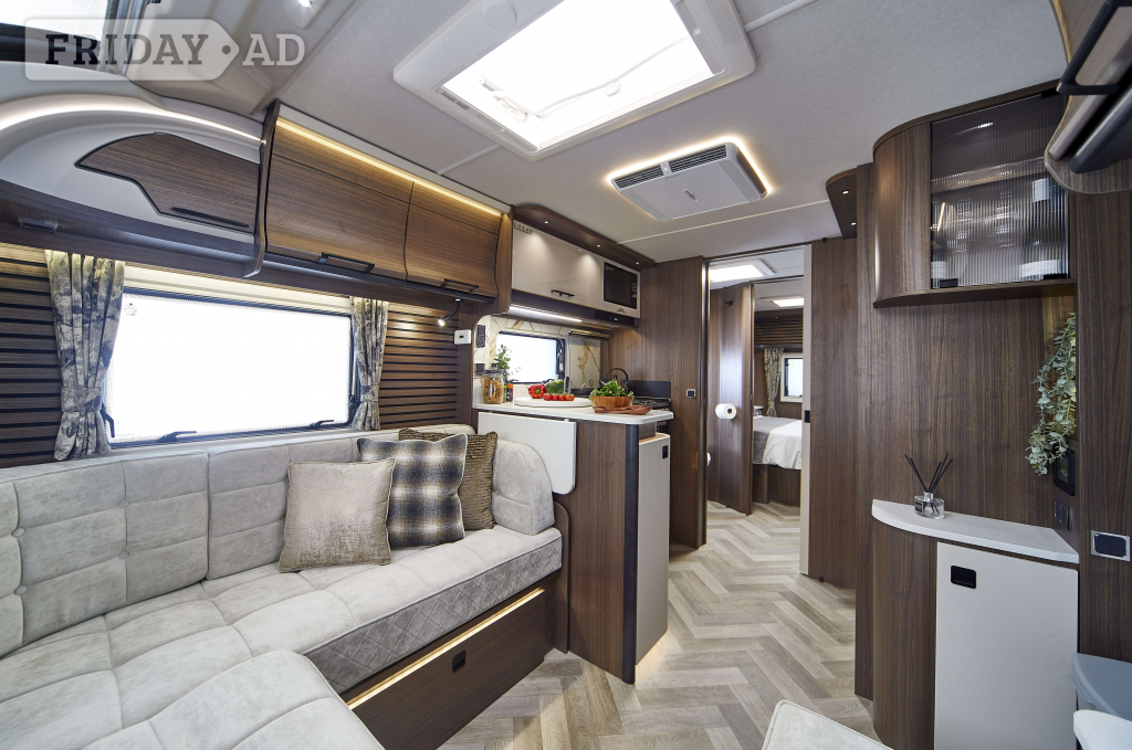 Coachman Lusso IV 2026 in Highbridge
