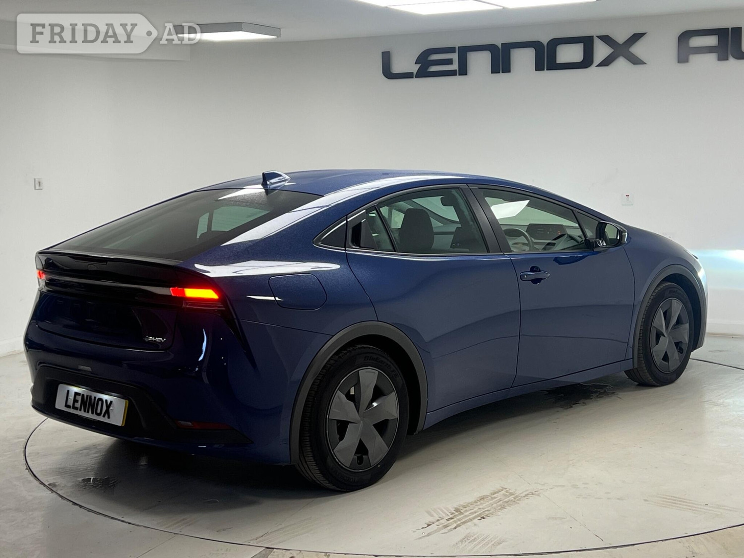 Toyota Prius 2025 - Cars in Brent