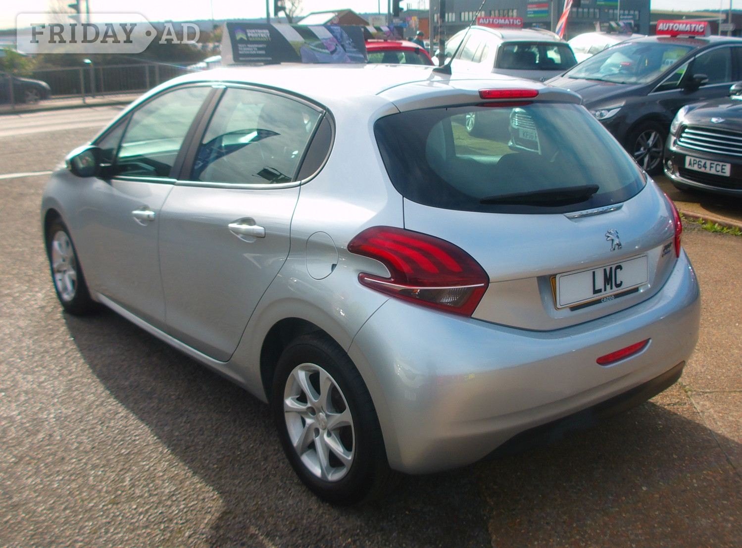 Peugeot 208 2015 - Cars in Eastbourne