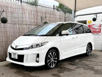 Toyota Estima 2015