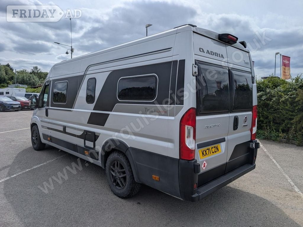 Adria Twin Sports 640 SGX Tewkesbury