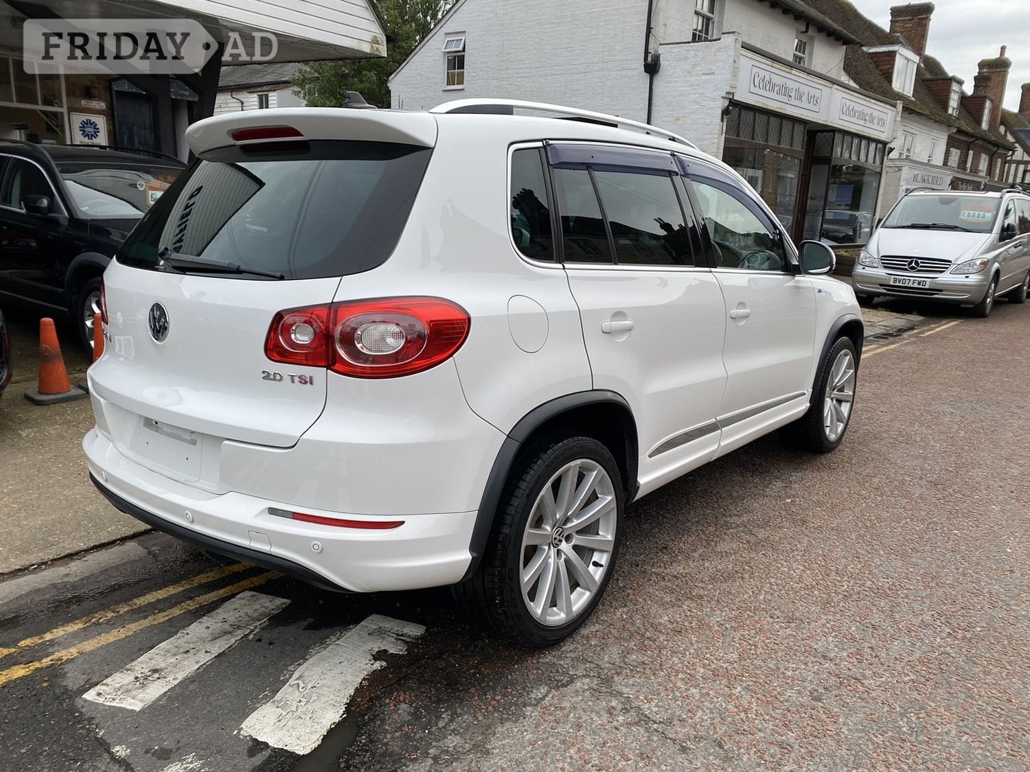 Volkswagen Tiguan 2010 - Cars in Mayfield