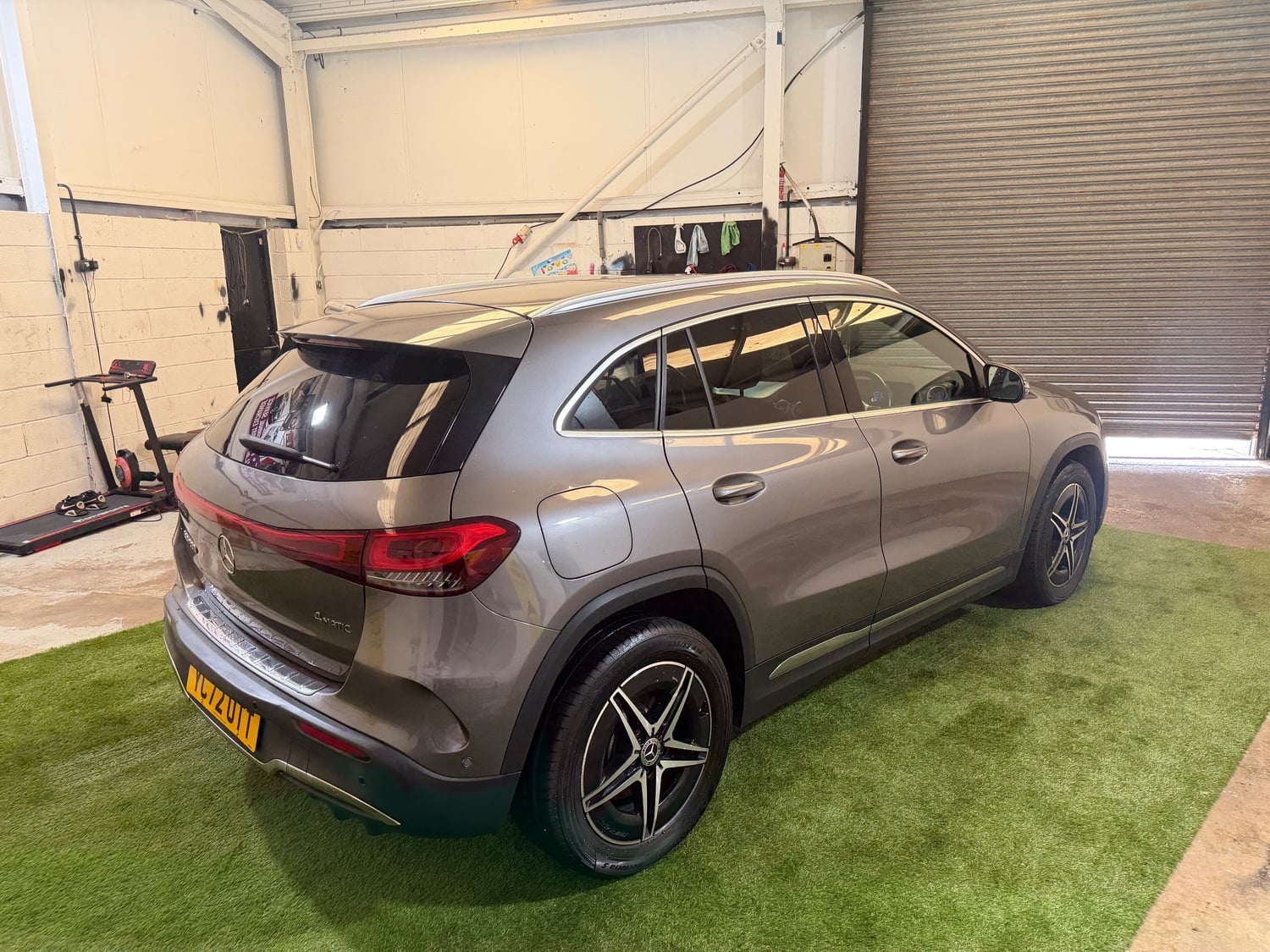 Mercedes-Benz EQA 2022 - Cars