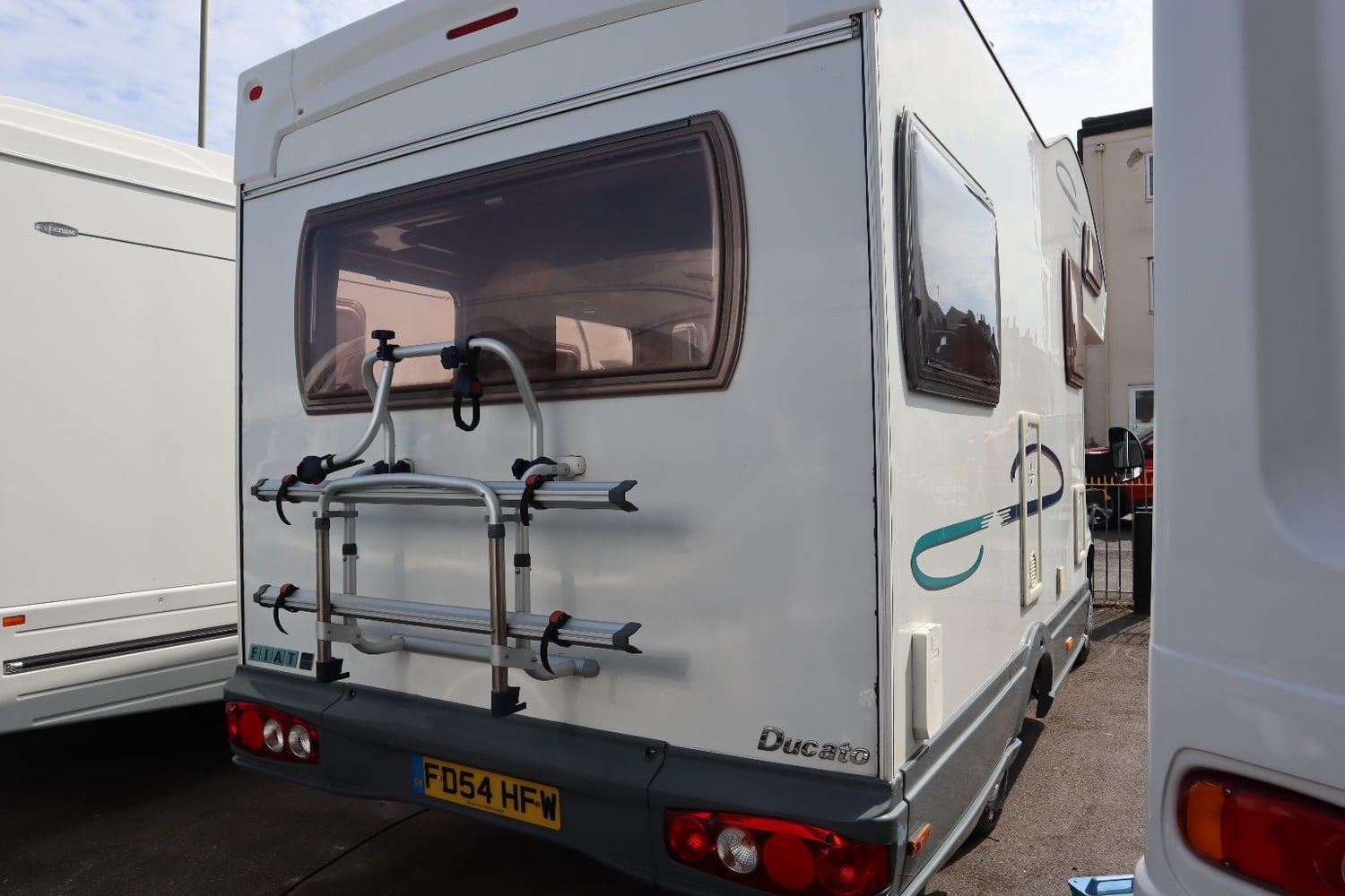 Lunar Champ A520 2005 - Motorhomes & Caravans