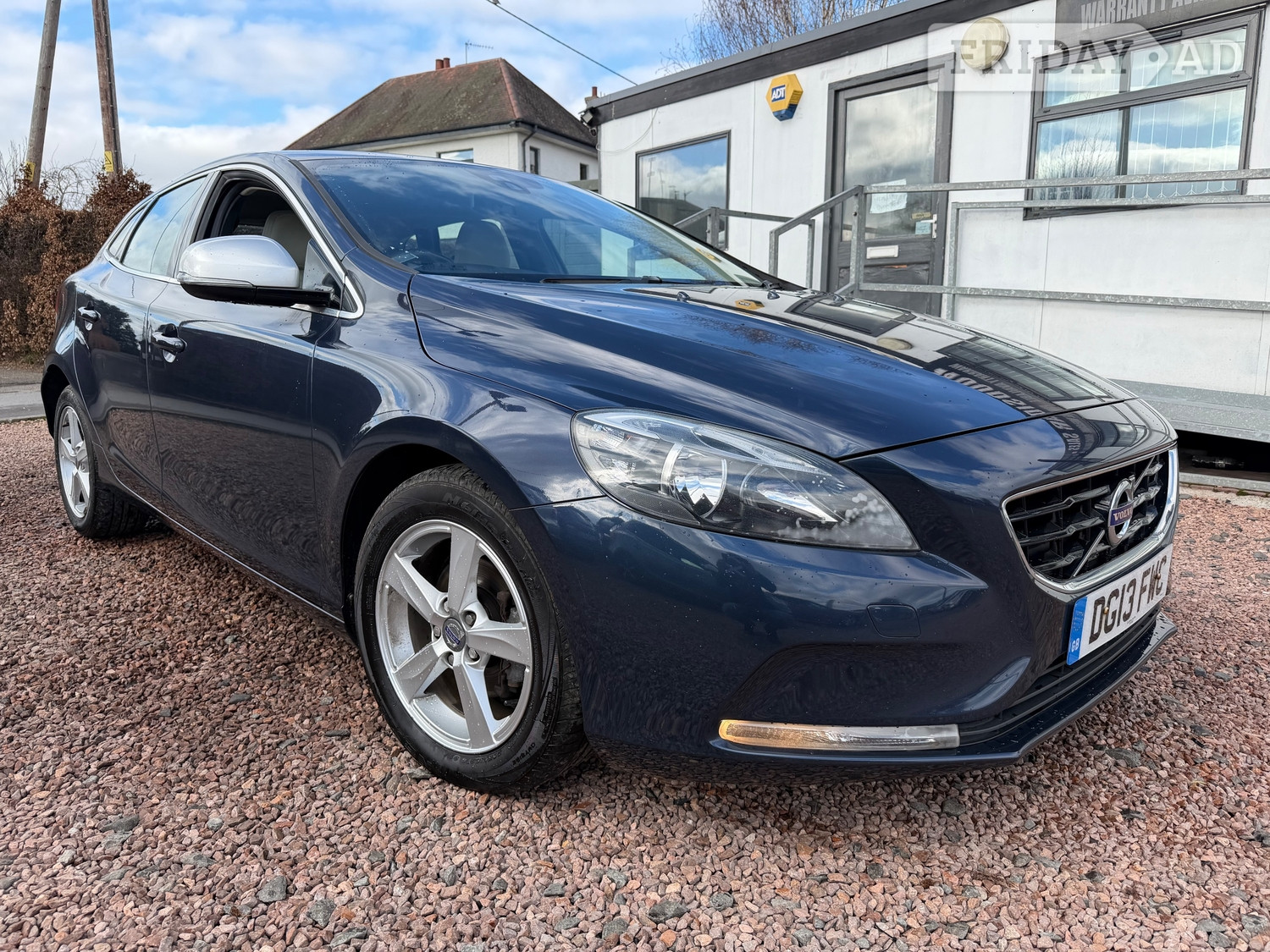 Volvo V40 2013 in Blairgowrie
