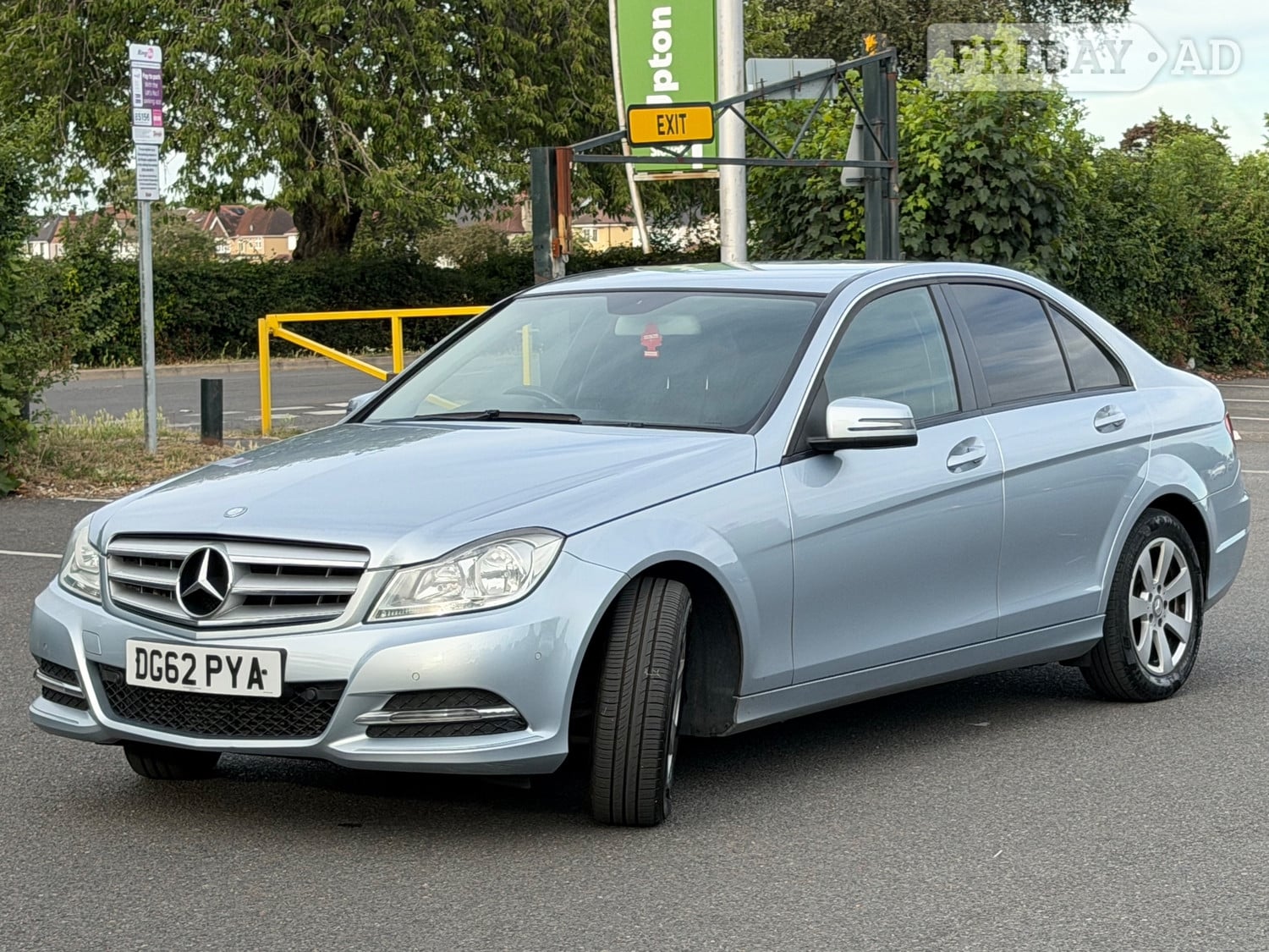 [ berth ]Mercedes-Benz C Class