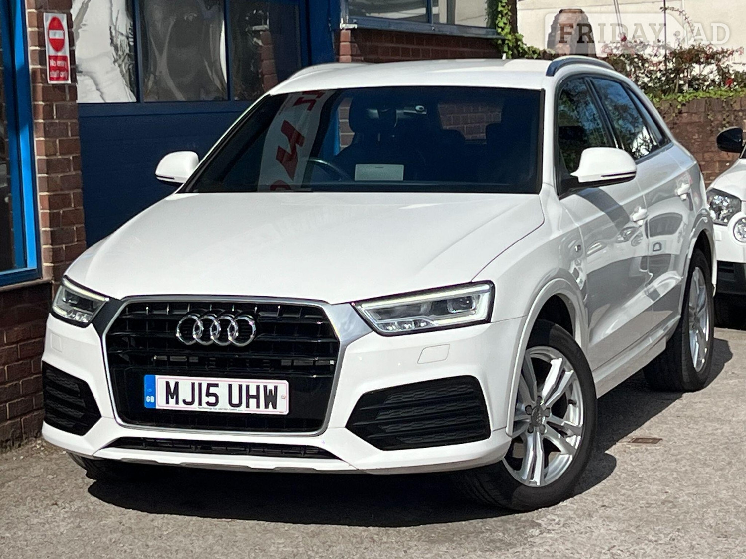 [ berth ]Audi Q3