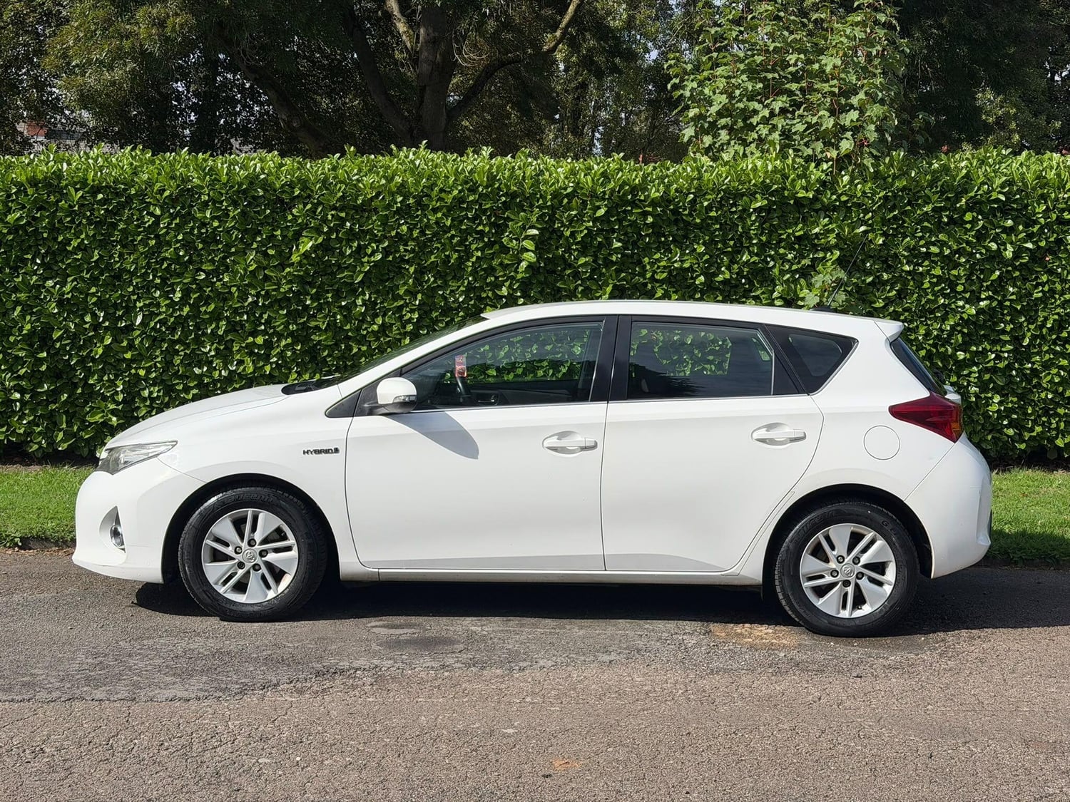 Toyota Auris 2014 - Cars in Birmingham