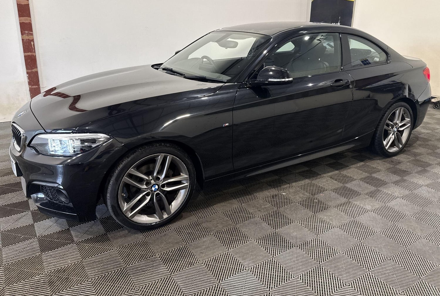 2017 BMW 2 Series 2.0 218d M Sport Auto Euro 6 (s/s) 2dr - Cars in Lewes