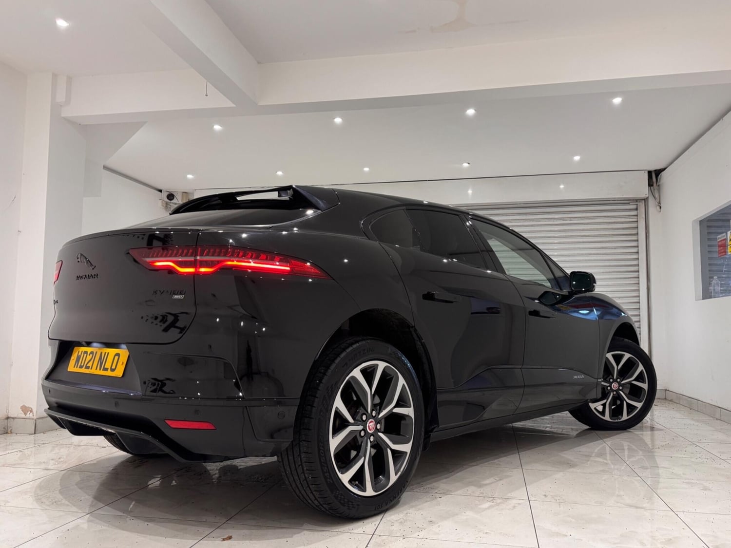 [ berth ]Jaguar I-Pace